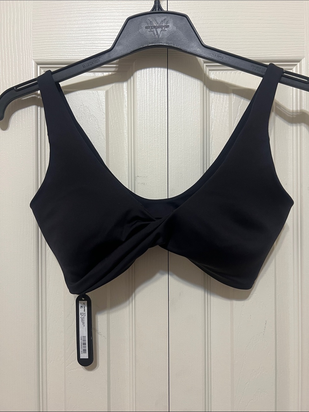 Nike Skims black Twist-Front Bralette - Women sports bra.